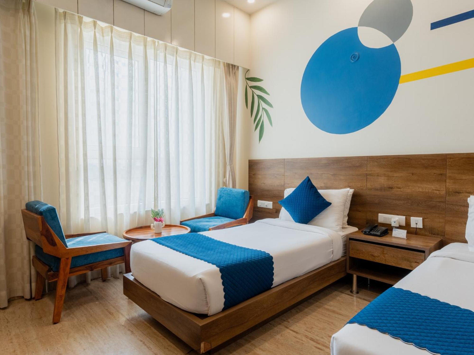 Moustache Rishikesh Luxuria Hostel Bagian luar foto